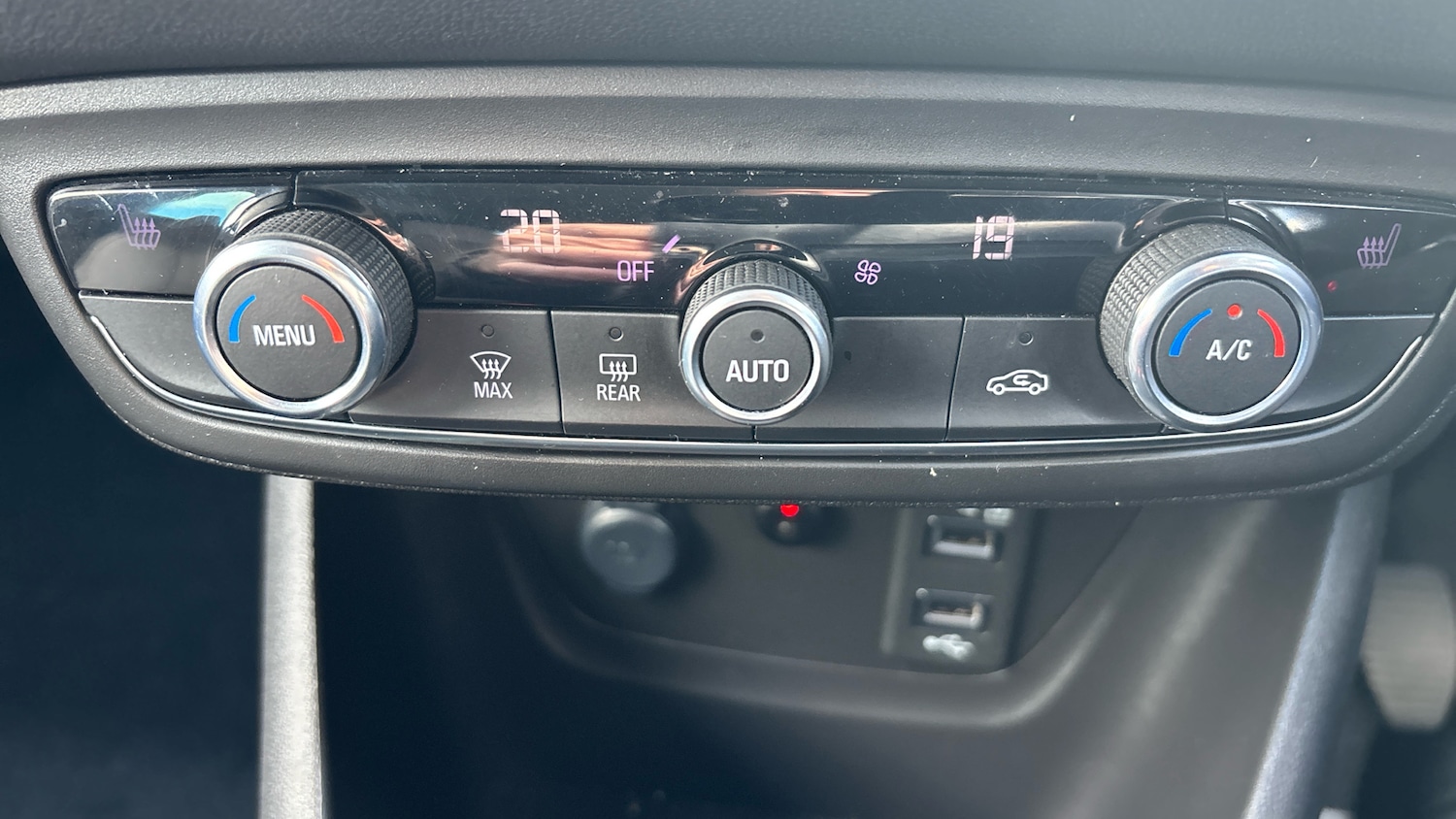 Used Vauxhall Crossland 2023 for sale - 78197296: Photo 30