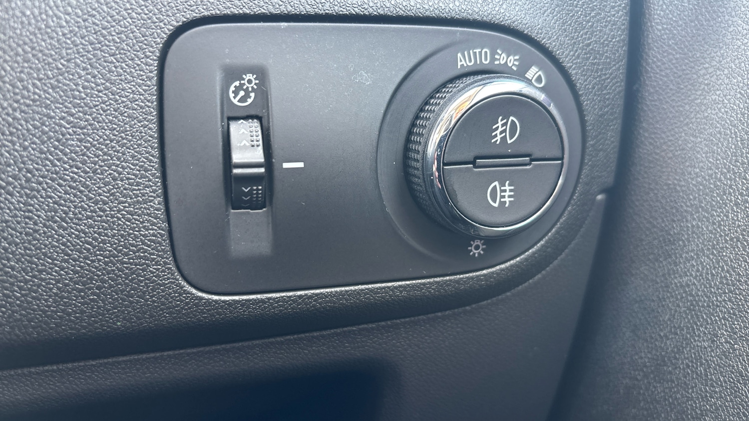 Used Vauxhall Crossland 2023 for sale - 78197296: Photo 39