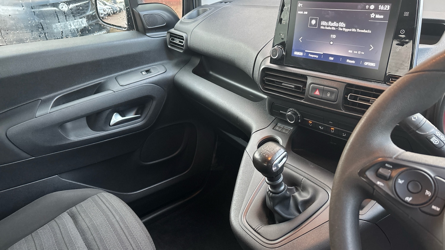 Used Vauxhall Combo Life 2020 for sale - 76605469: Photo 14