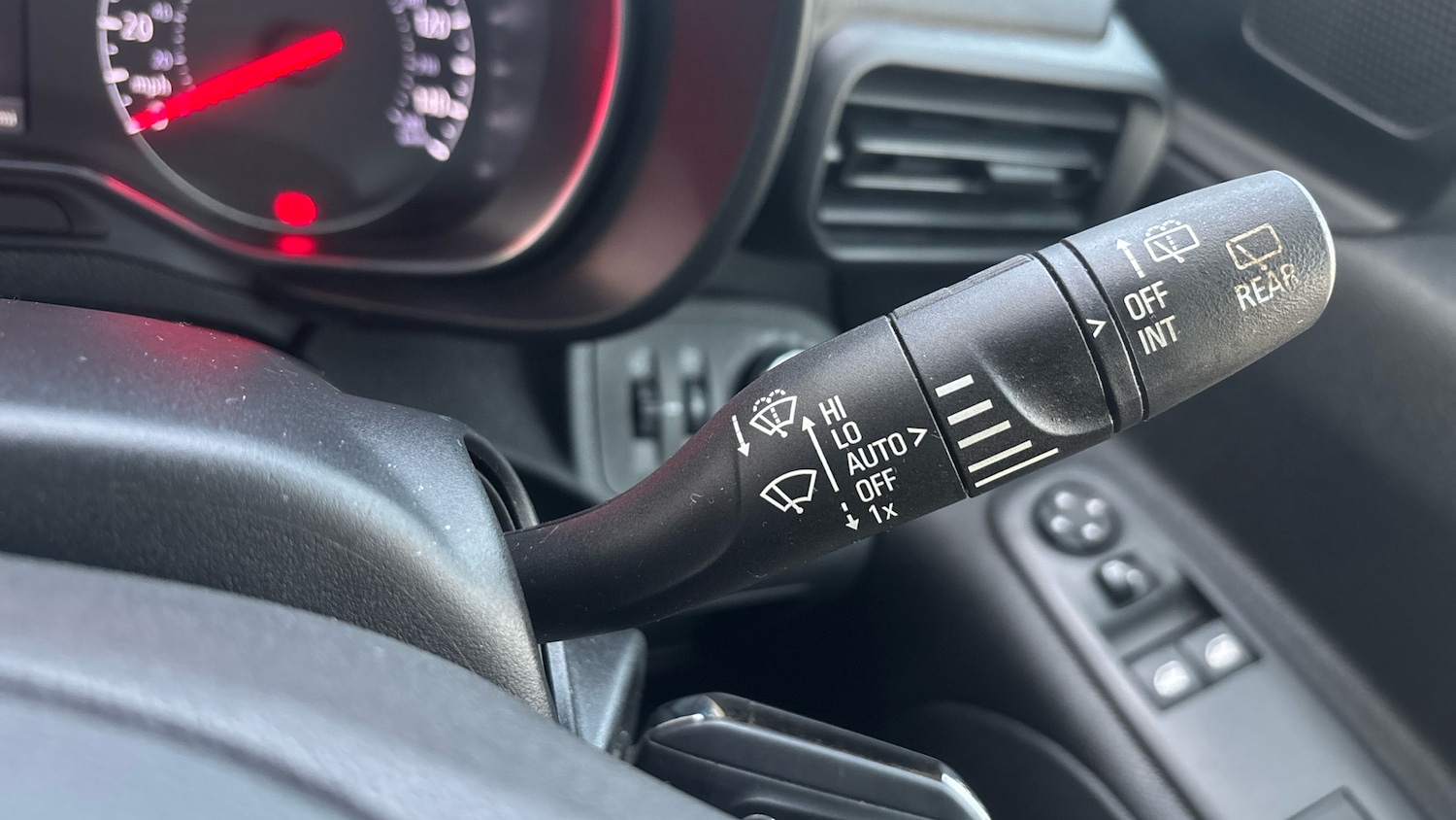 Used Vauxhall Combo Life 2020 for sale - 76605469: Photo 34