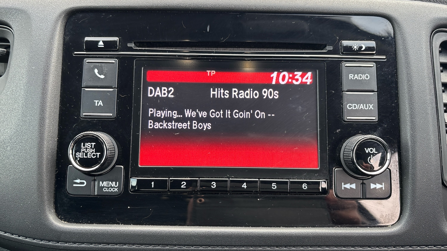 Used Honda HR-V 2016 for sale - 76817420: Photo 12