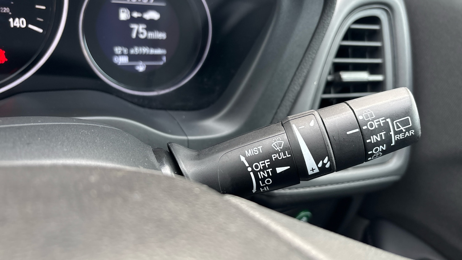 Used Honda HR-V 2016 for sale - 76817420: Photo 31