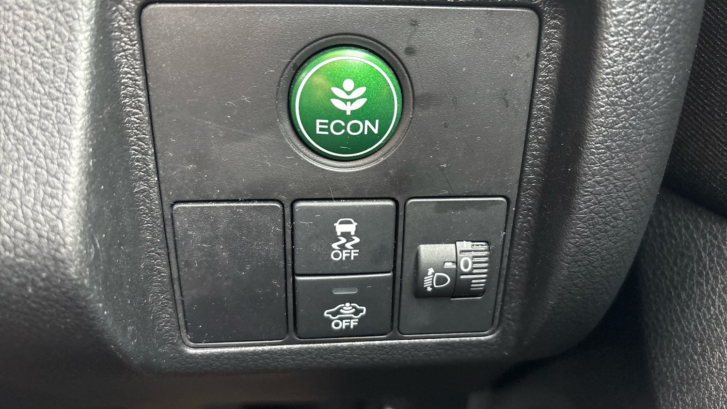 Used Honda HR-V 2016 for sale - 76817420: Photo 32