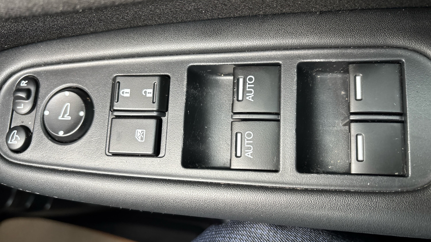 Used Honda HR-V 2016 for sale - 76817420: Photo 33