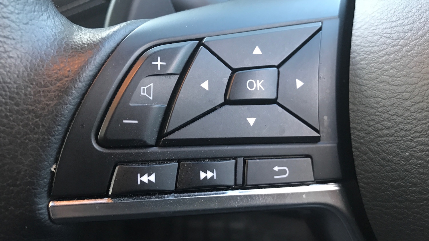 Used Nissan Juke 2021 for sale - 76384230: Photo 25