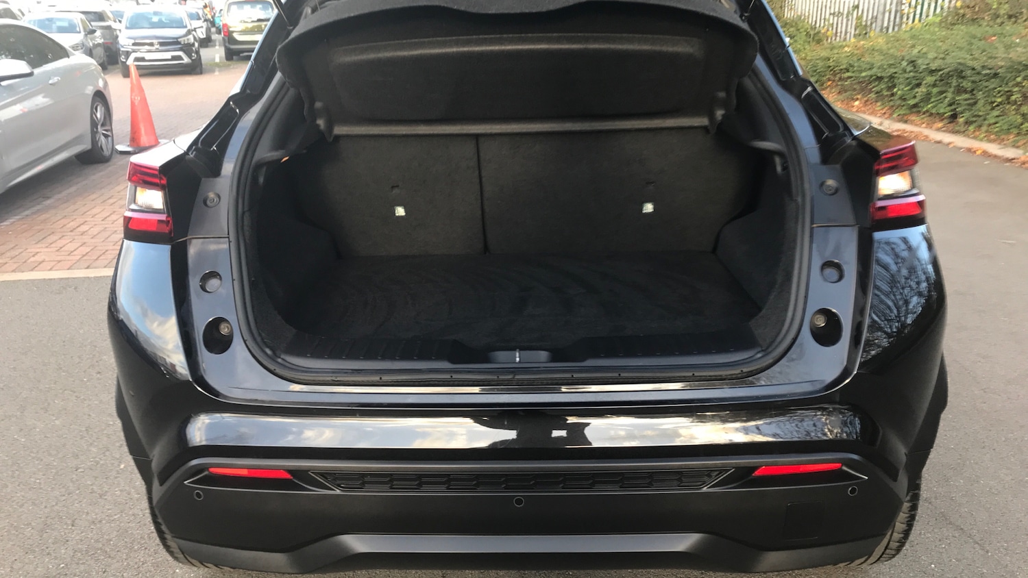 Used Nissan Juke 2021 for sale - 76384230: Photo 4