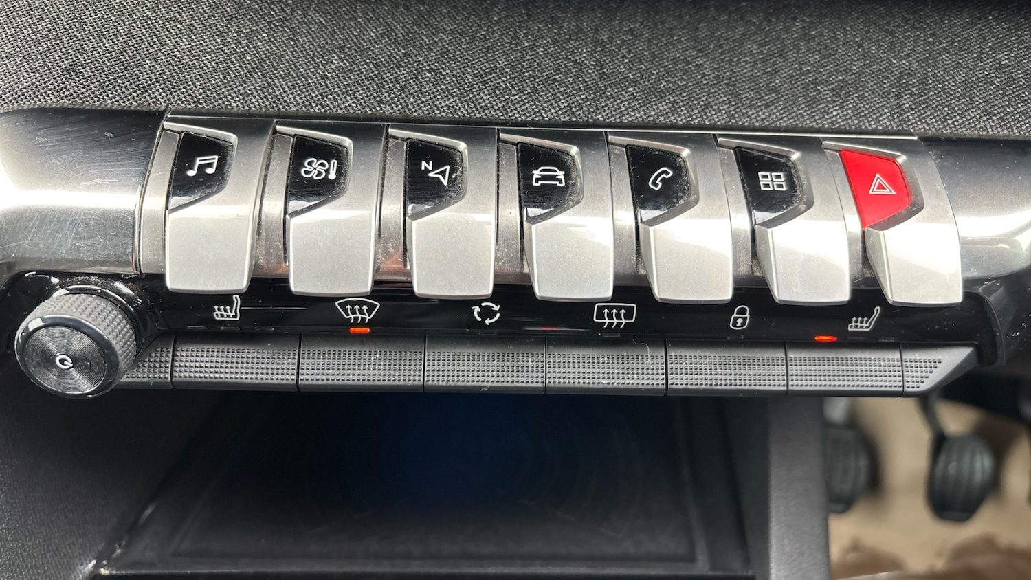 Used Peugeot 3008 2020 for sale - 76919693: Photo 26