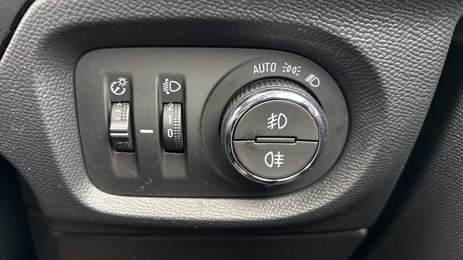 Used Vauxhall Corsa 2022 for sale - 76766822: Photo 38