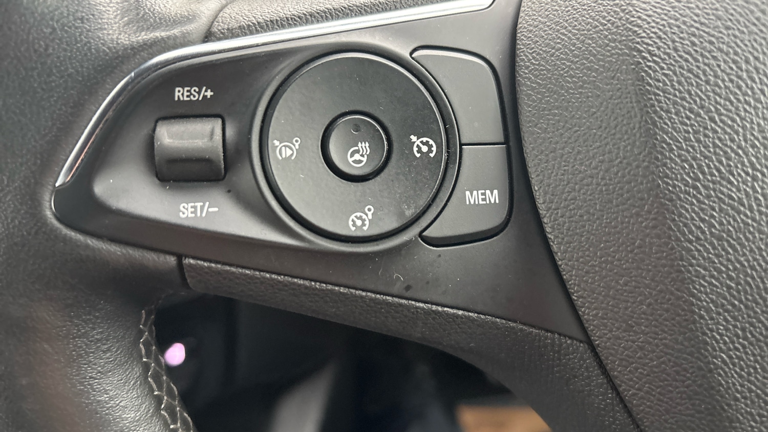 Used Vauxhall Mokka 2023 for sale - 76796781: Photo 35