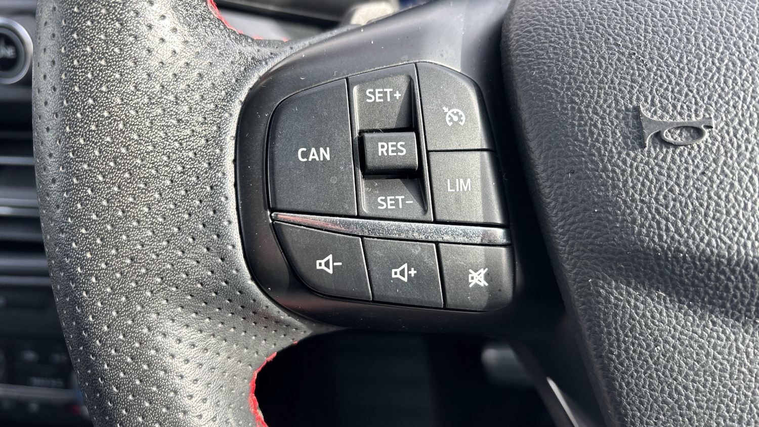 Used Ford Focus 2021 for sale - 78042608: Photo 30