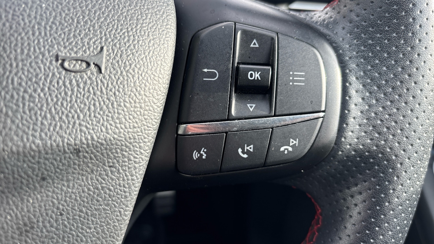 Used Ford Focus 2021 for sale - 78042608: Photo 32