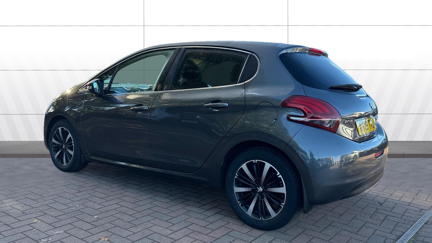 Used Peugeot 208 2019 for sale - 76374605: Photo 2