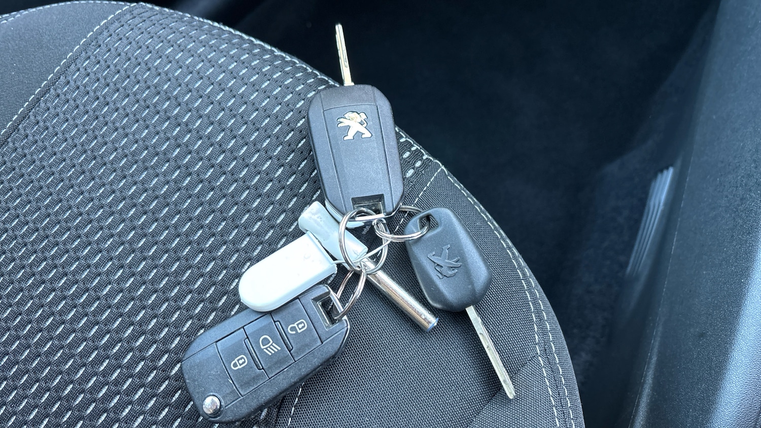 Used Peugeot 208 2019 for sale - 76374605: Photo 20