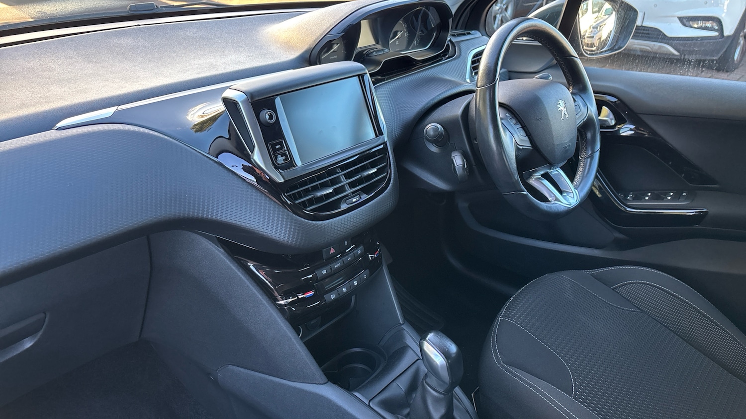 Used Peugeot 208 2019 for sale - 76374605: Photo 9