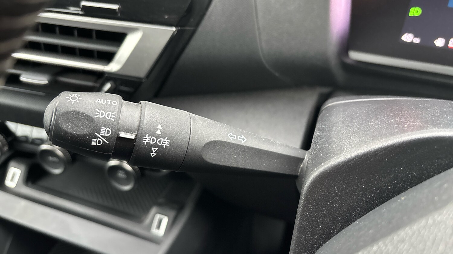 Used Citroen C4 2022 for sale - 76796797: Photo 32