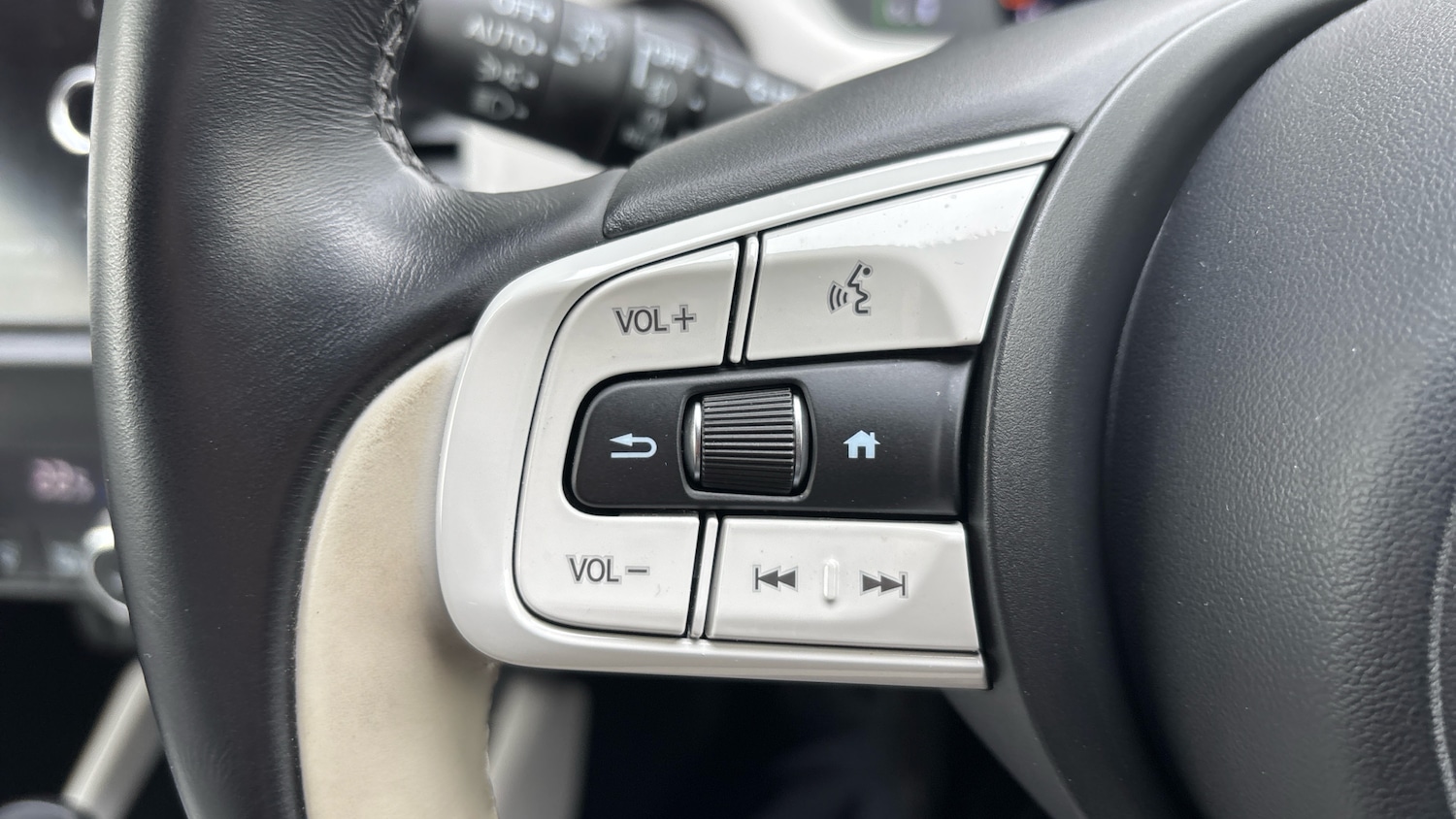 Used Honda Jazz 2021 for sale - 76354930: Photo 34