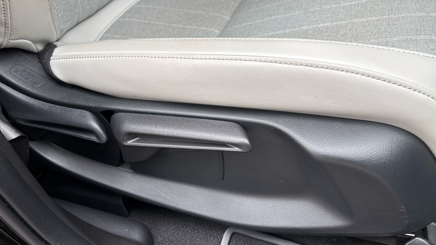 Used Honda Jazz 2021 for sale - 76354930: Photo 41