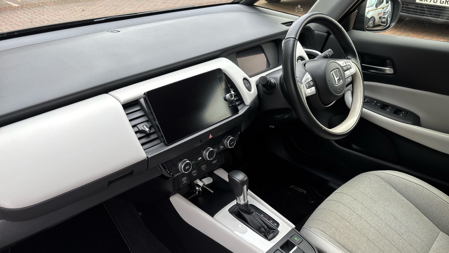 Used Honda Jazz 2021 for sale - 76354930: Photo 9