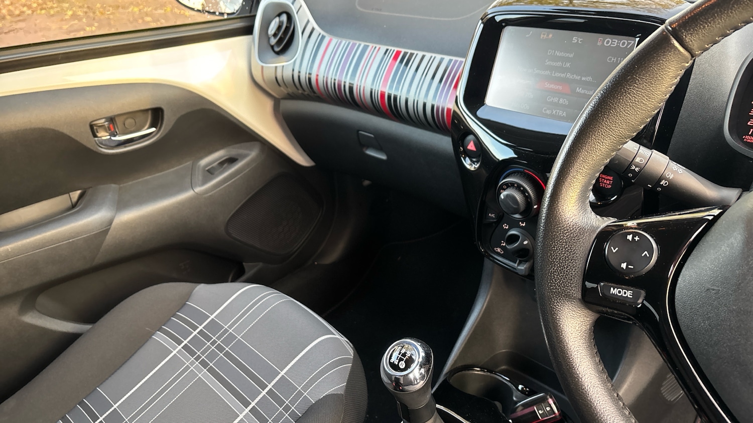 Used Peugeot 108 2017 for sale - 76835310: Photo 14