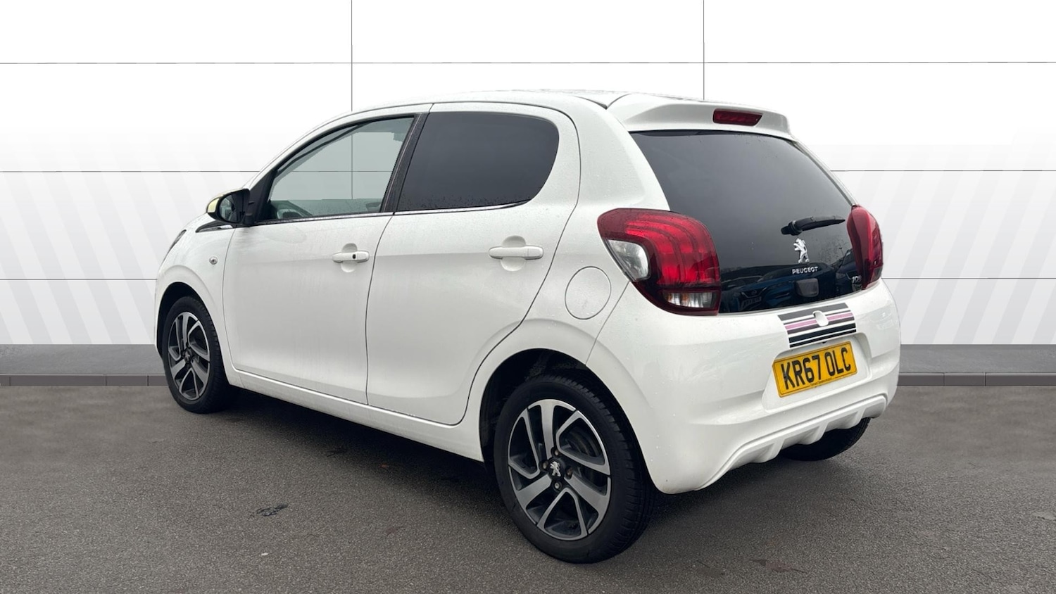 Used Peugeot 108 2017 for sale - 76835310: Photo 2