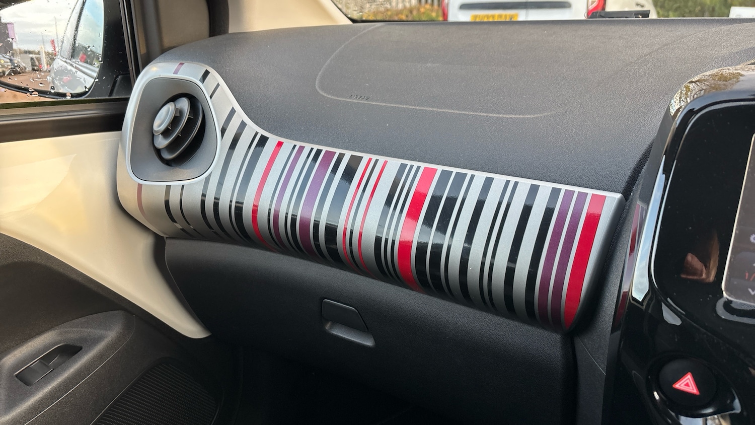 Used Peugeot 108 2017 for sale - 76835310: Photo 21