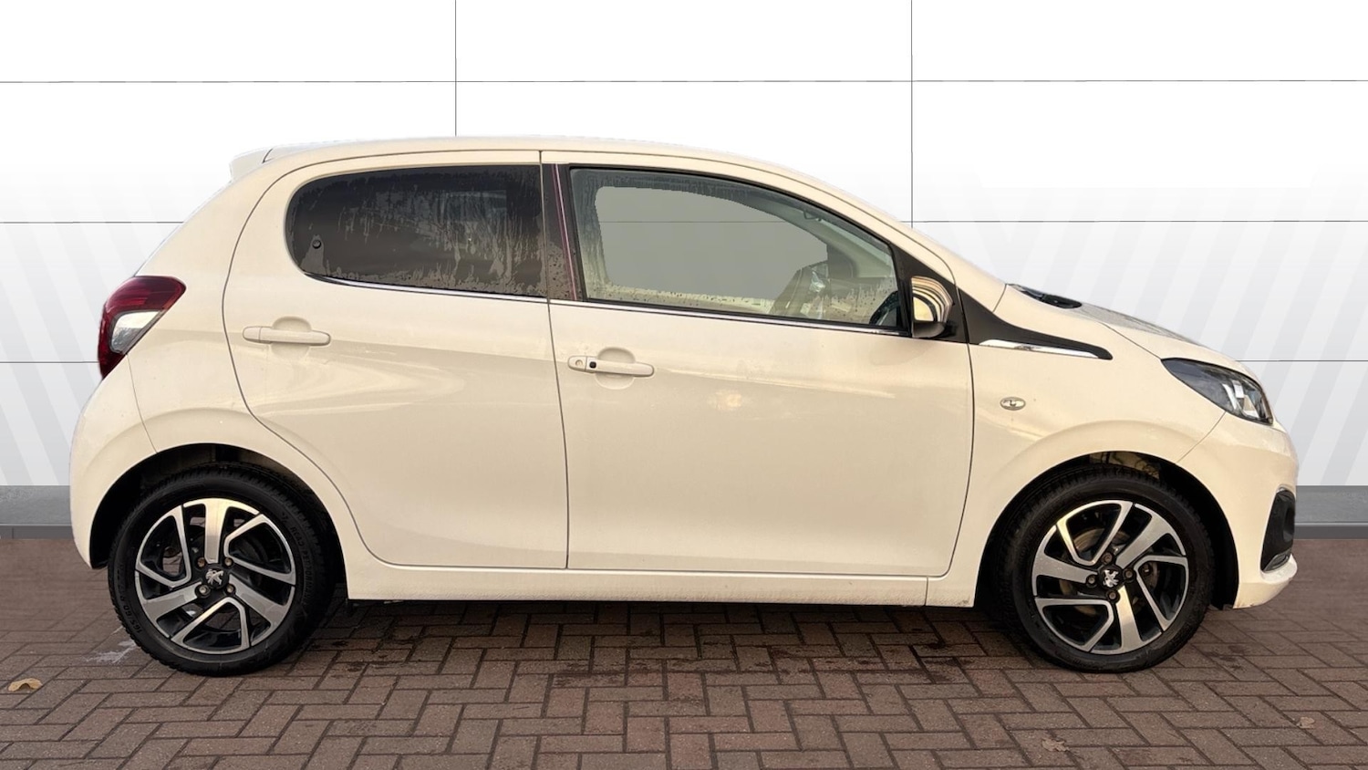 Used Peugeot 108 2017 for sale - 76835310: Photo 5