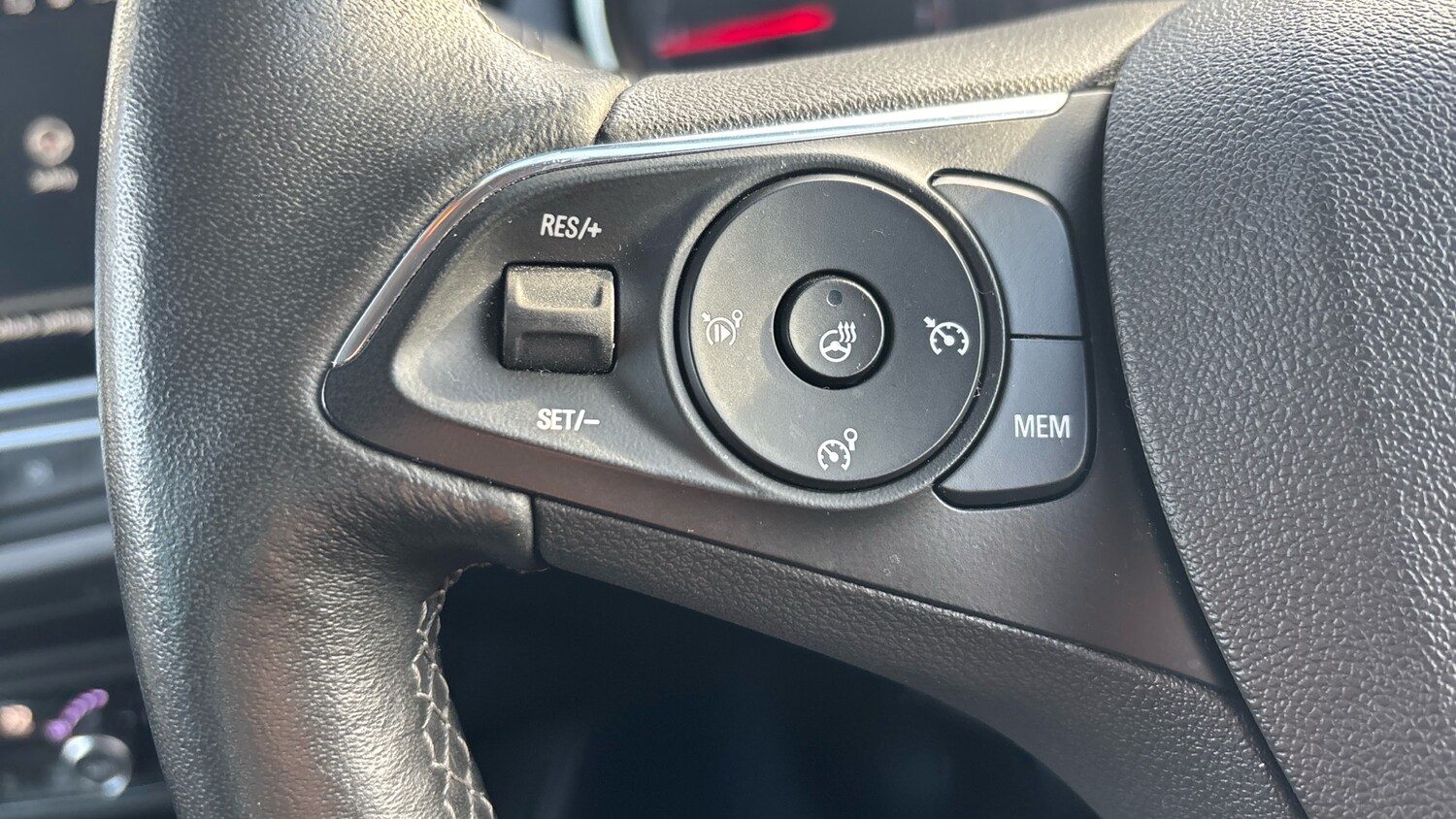 Used Vauxhall Crossland 2022 for sale - 77581941: Photo 36