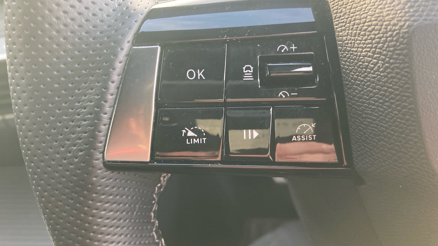 Used Vauxhall Astra 2024 for sale - 77781397: Photo 32