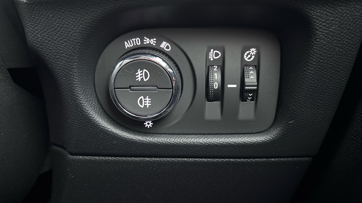 Used Vauxhall Mokka 2023 for sale - 77461505: Photo 38