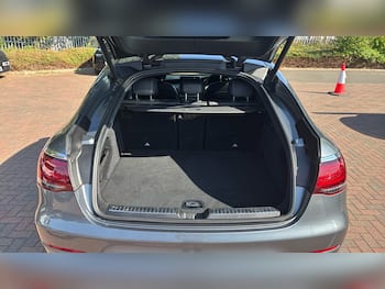 Used Mercedes-Benz GLC 2019 for sale - 79625351: Photo