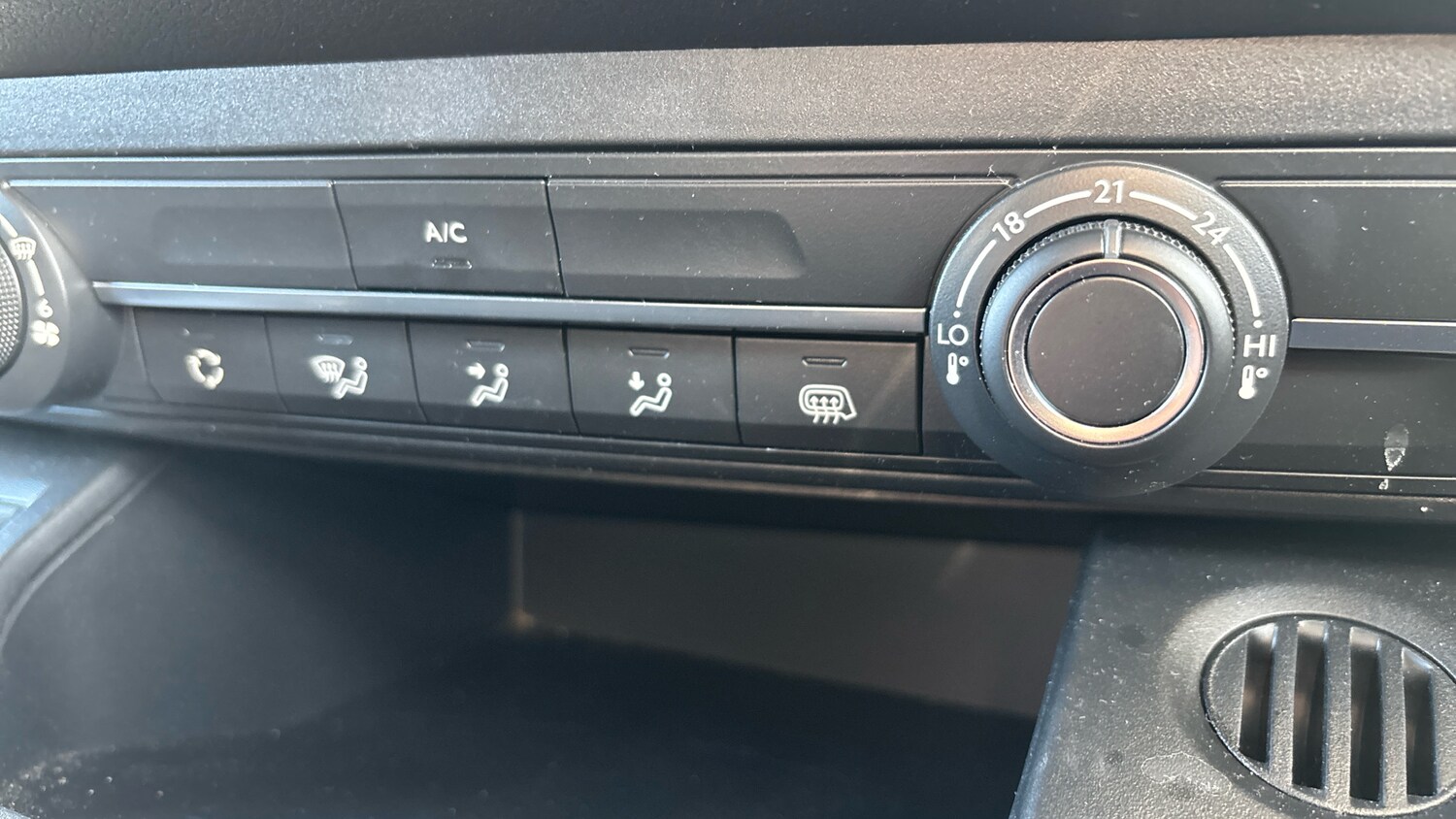 Used Vauxhall Combo 2024 for sale - 76057756: Photo 22