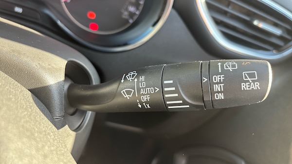 Used Vauxhall Crossland 2023 for sale - 76253880: Photo 37