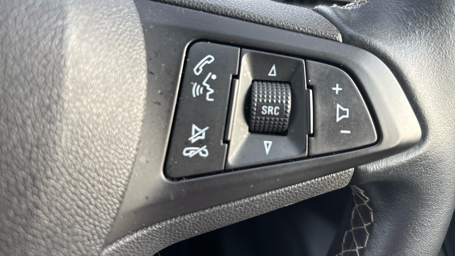 Used Vauxhall Astra 2019 for sale - 78080481: Photo 32