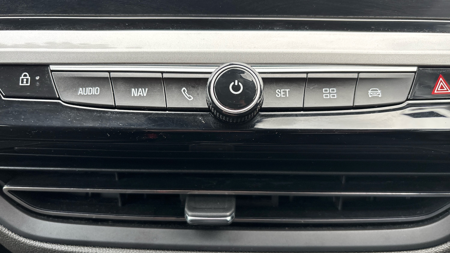 Used Vauxhall Grandland 2023 for sale - 76287898: Photo 28