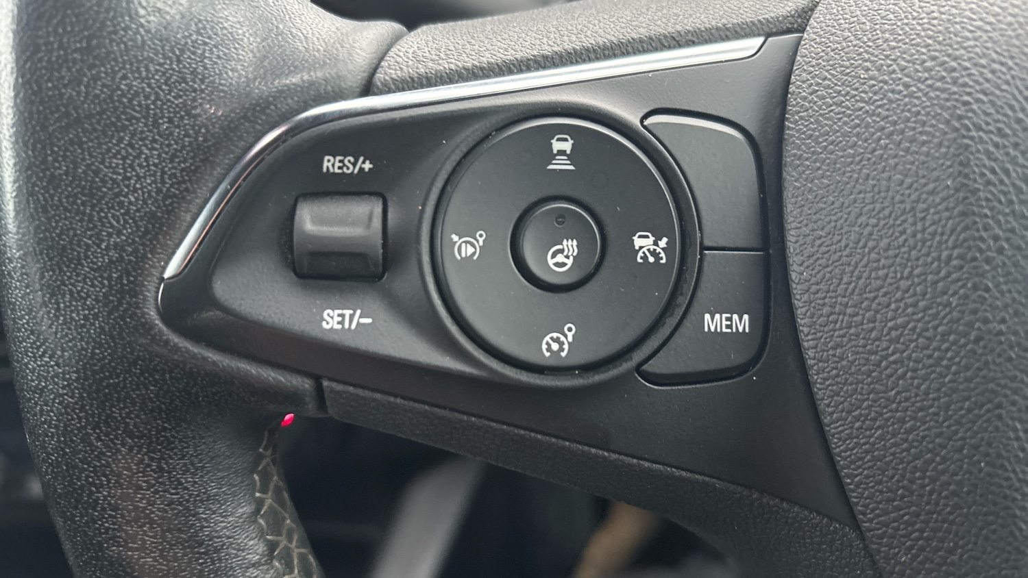 Used Vauxhall Mokka 2022 for sale - 77198764: Photo 36