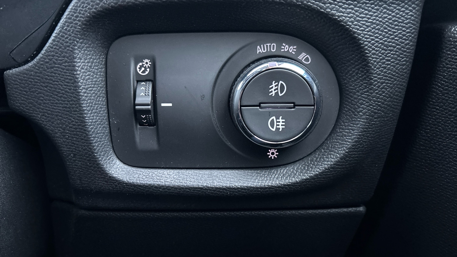 Used Vauxhall Corsa 2022 for sale - 76330358: Photo 40