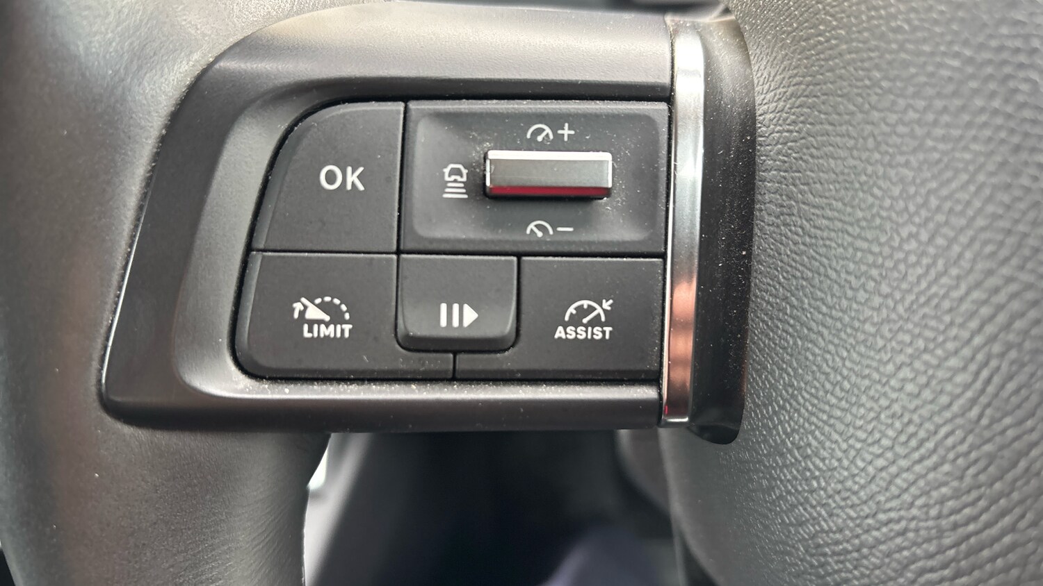 Used Citroen C4 2022 for sale - 76477792: Photo 32