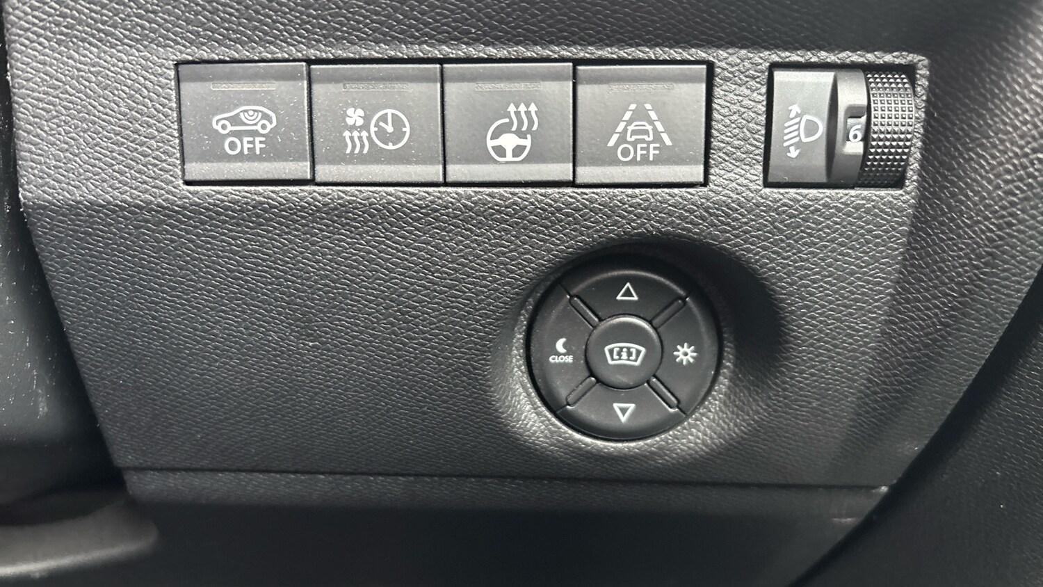 Used Citroen C4 2022 for sale - 76477792: Photo 37