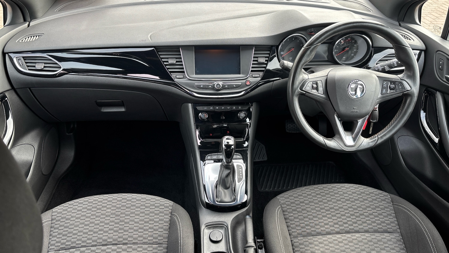 Used Vauxhall Astra 2017 for sale - 77746536: Photo 10