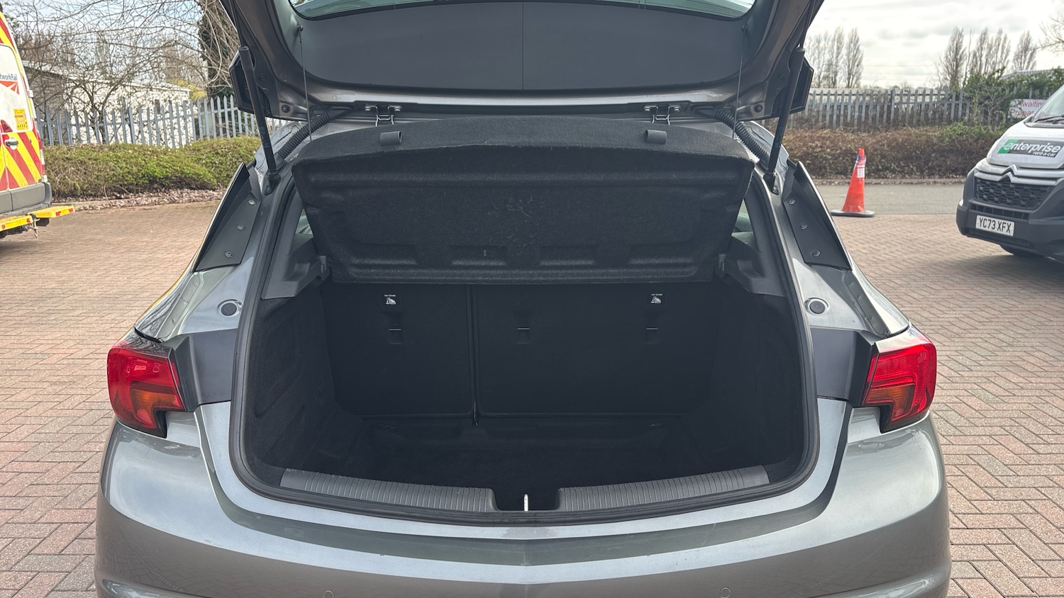 Used Vauxhall Astra 2017 for sale - 77746536: Photo 4