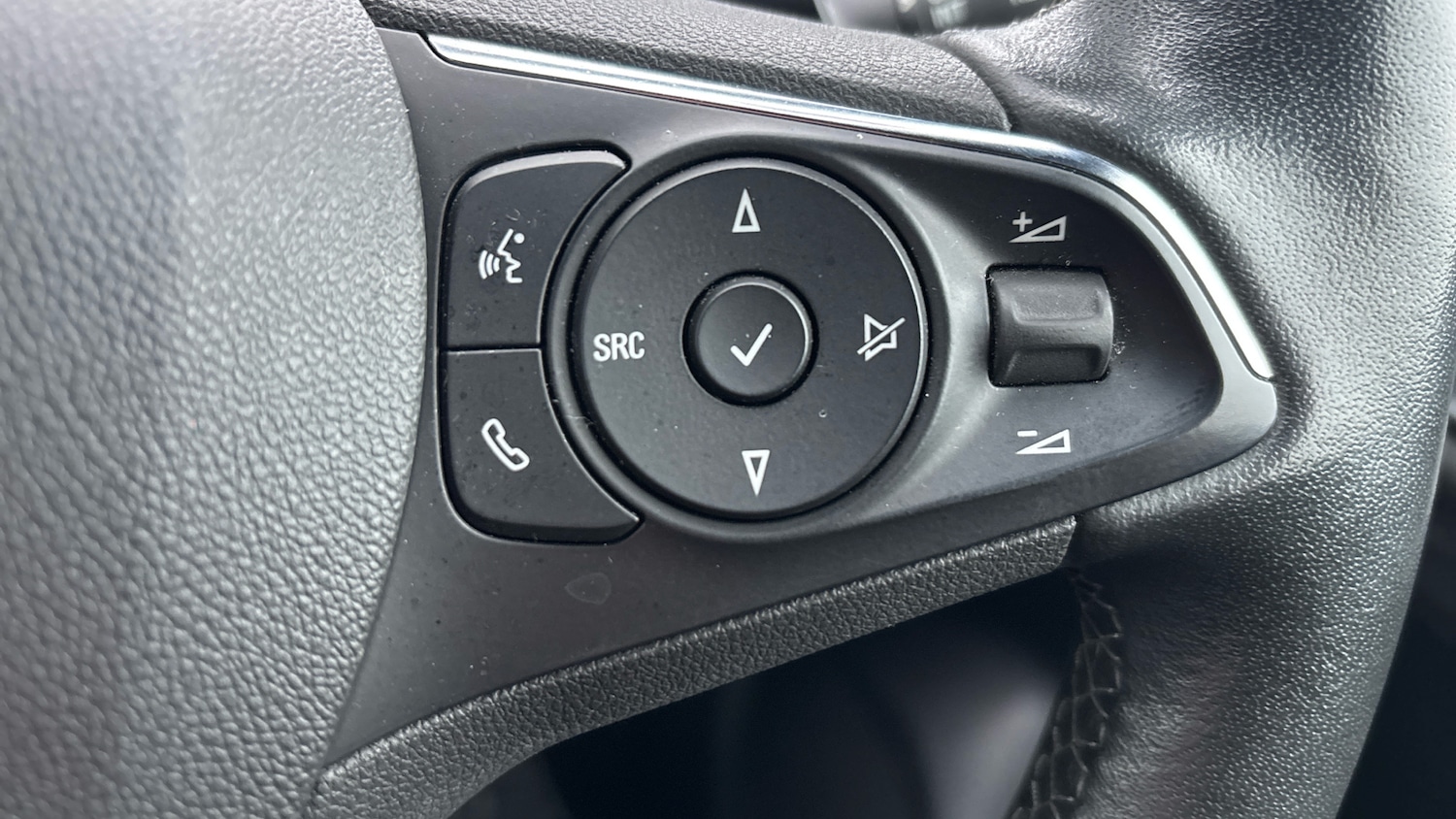 Used Vauxhall Mokka 2022 for sale - 77417316: Photo 35