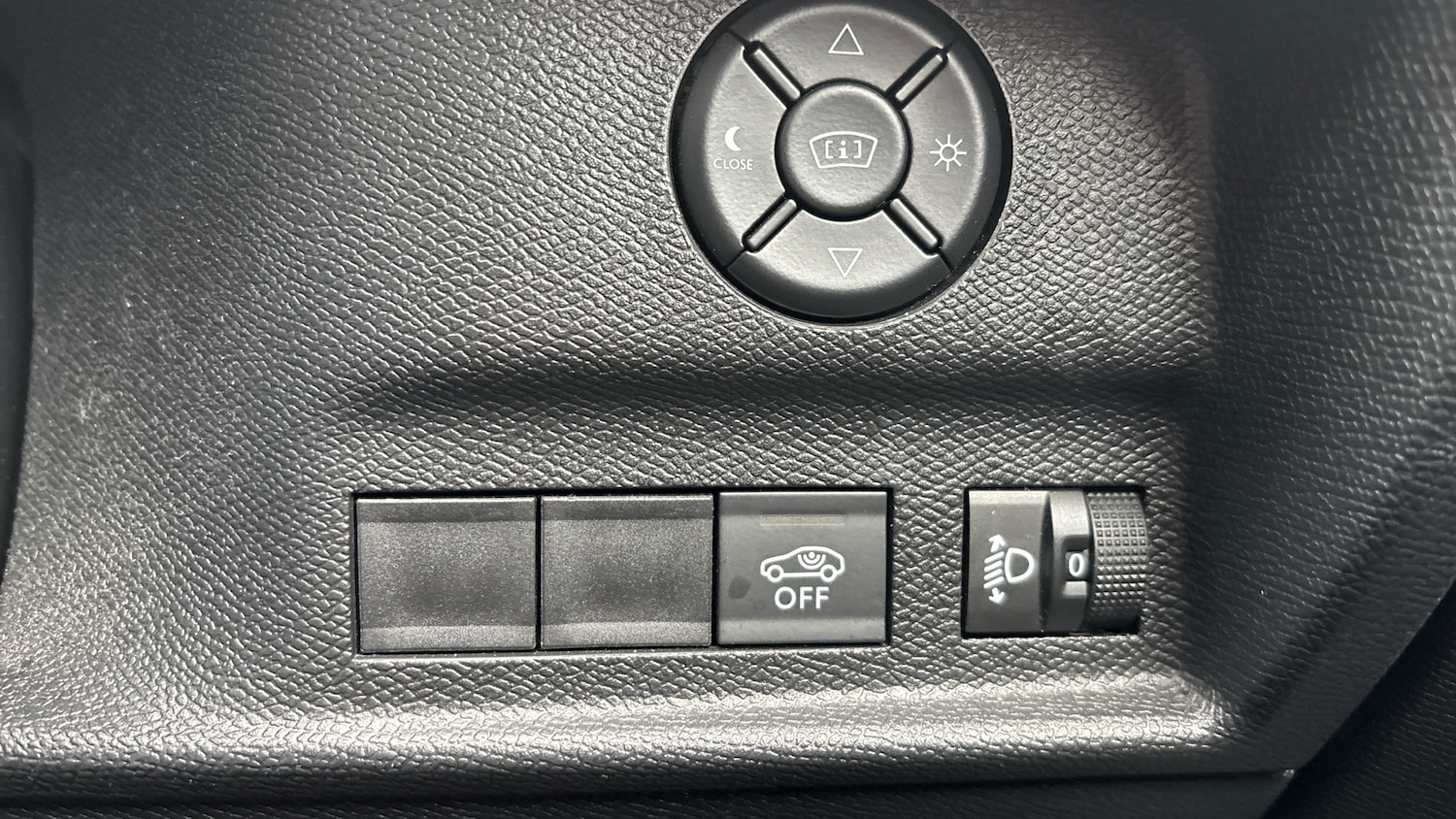 Used Citroen C4 2024 for sale - 76719219: Photo 38