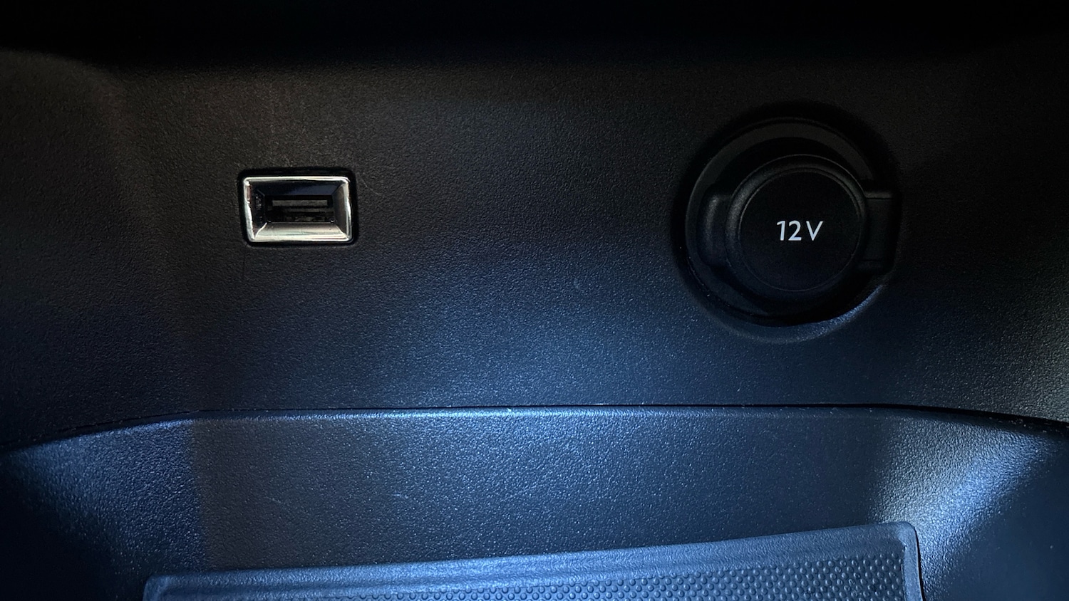 Used Peugeot 3008 2021 for sale - 77447033: Photo 28