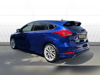 Used Ford Focus 2017 for sale - 79341034: Photo