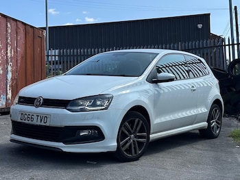 Used Volkswagen Polo 2016 for sale - 75601279: Photo