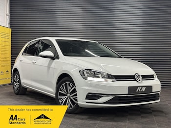 Volkswagen - Golf
