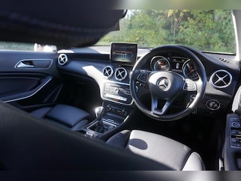 Used Mercedes-Benz A-Class 2016 for sale - 76042180: Photo