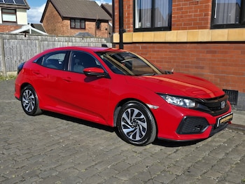 Used Honda Civic 2018 for sale - 78402674: Photo