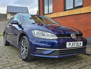 Used Volkswagen Golf 2017 for sale - 78373542: Photo