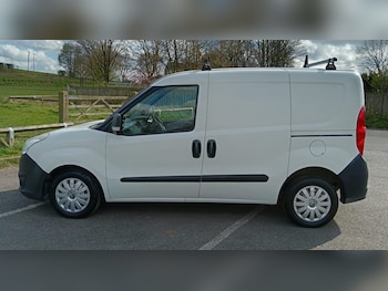 Used Vauxhall Combo 2015 for sale - 78202558: Photo
